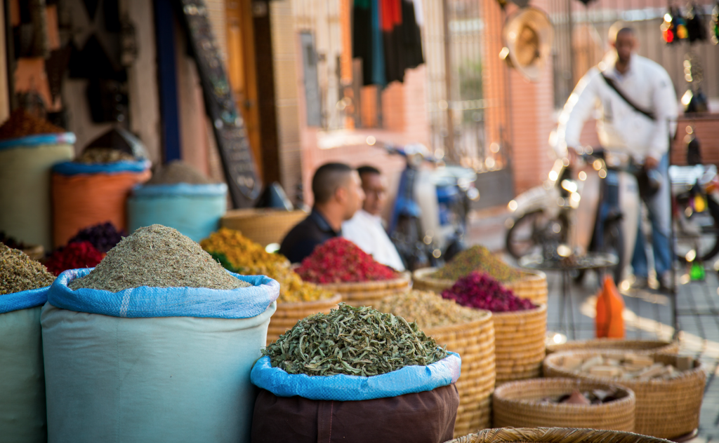 Commerce Moderne Et Traditionnel